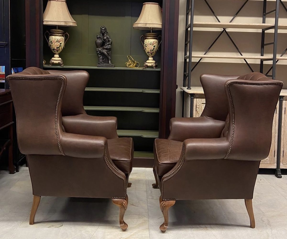 Queen Anne Chesterfield Deri Çift Berjer — fotoğraf 2