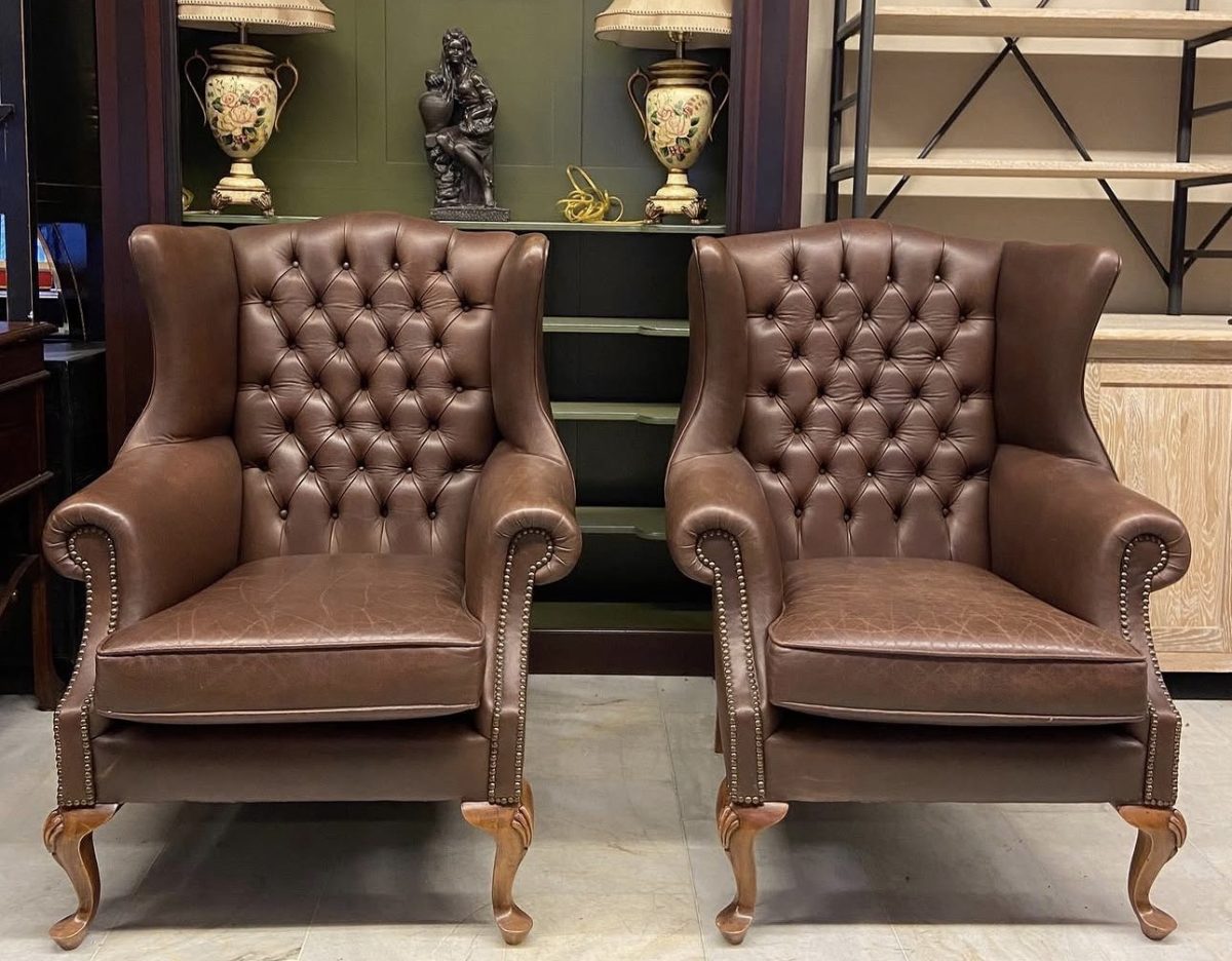 Queen Anne Chesterfield Deri Çift Berjer — fotoğraf 1
