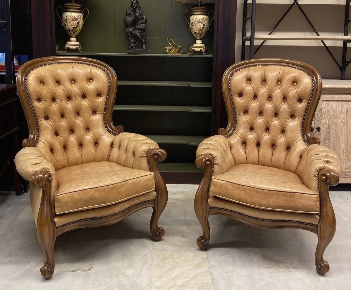 İngiliz Chesterfield Deri Çift Berjer — fotoğraf 1