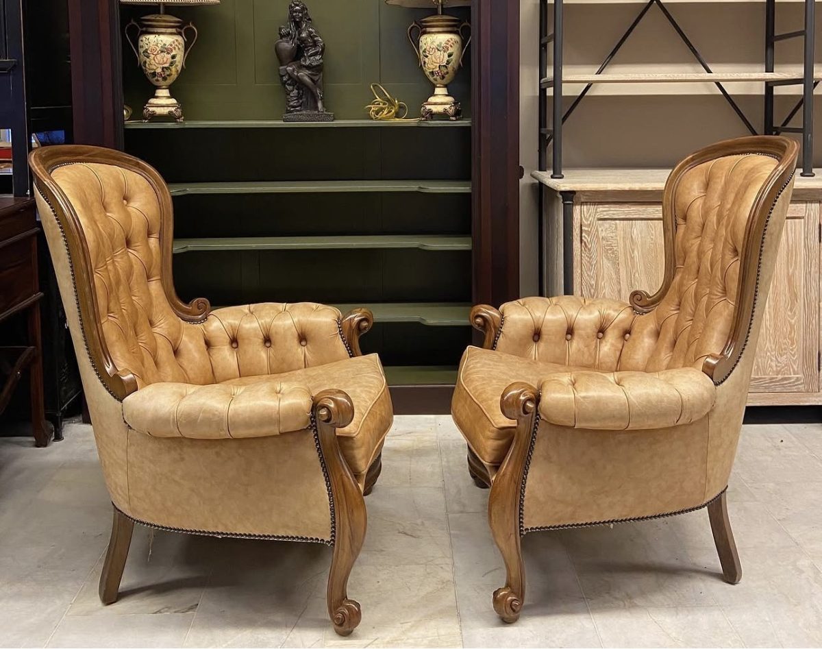 İngiliz Chesterfield Deri Çift Berjer — fotoğraf 3