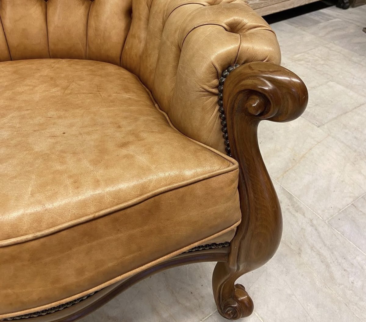 İngiliz Chesterfield Deri Çift Berjer — fotoğraf 4