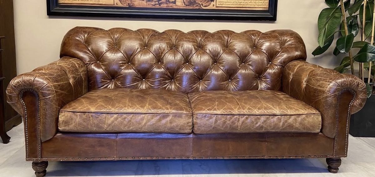 Vintage Chesterfield Deri Kanepe — fotoğraf 1