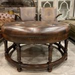 YUVARLAK AHŞAP DERİ ORTA SEHPA