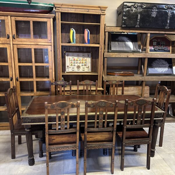 Kervan pirinç işlemeli masa sandalye