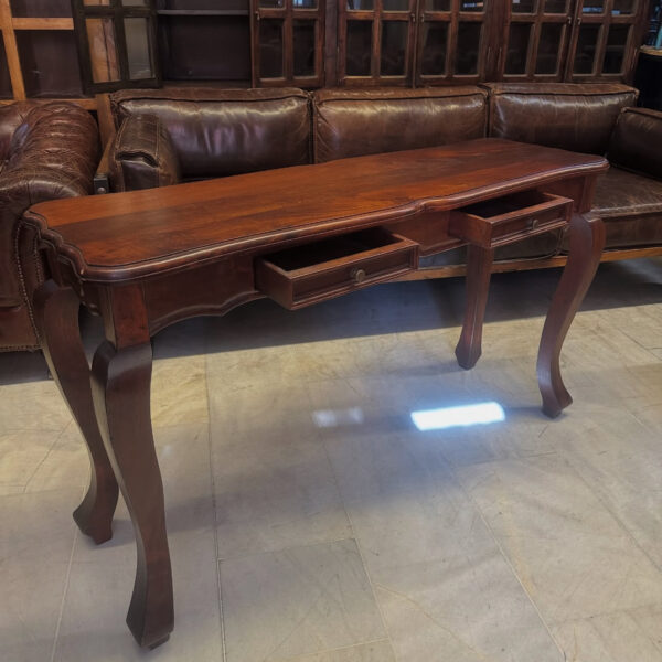 MUDO NİCOLE DREUSAR