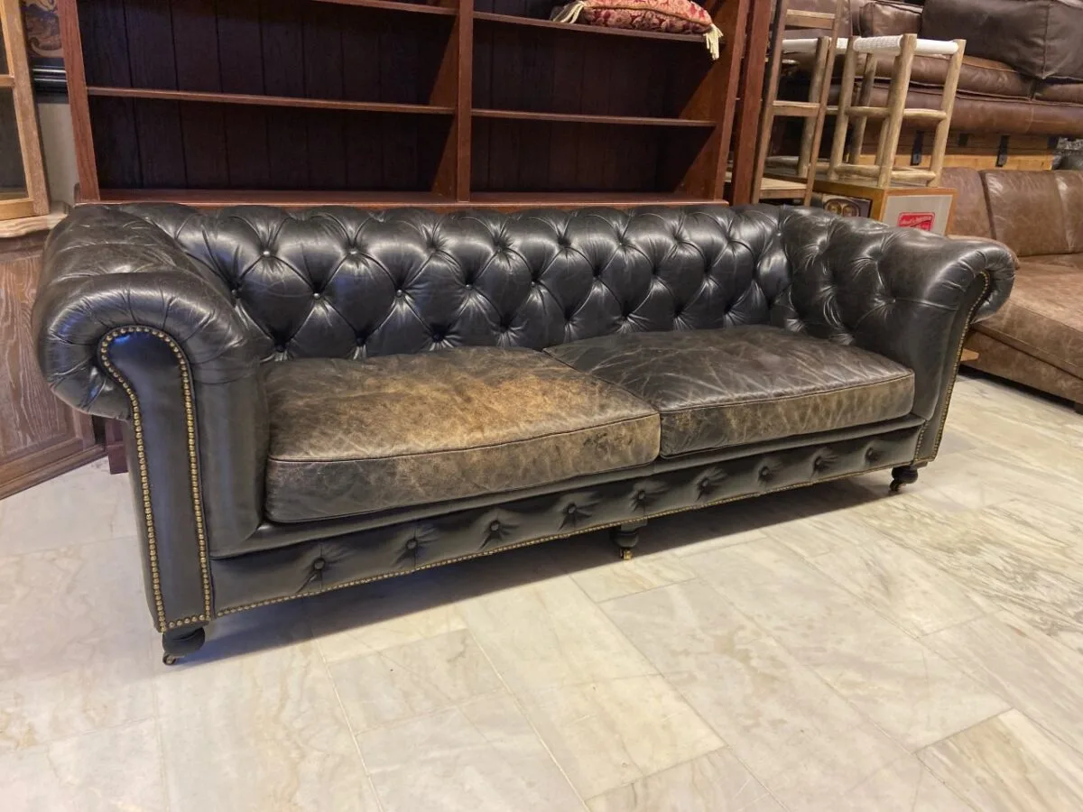 KENSİNGTON CHESTER SİYAH DERİ KANEPE - Görsel 2