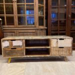 RETRO HİNT TV SEHPASI