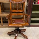 Antik ahşap çalışma sandalyesi