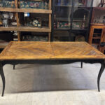 Mudo French Yemek Masası