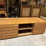 MUDO TİK AĞACI TV SEHPASI