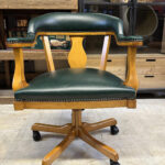 İNGİLİZ DERİ AHŞAP ÇALIŞMA SANDALYESİ