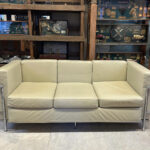 Le Corbusier LC2 Deri Kanepe