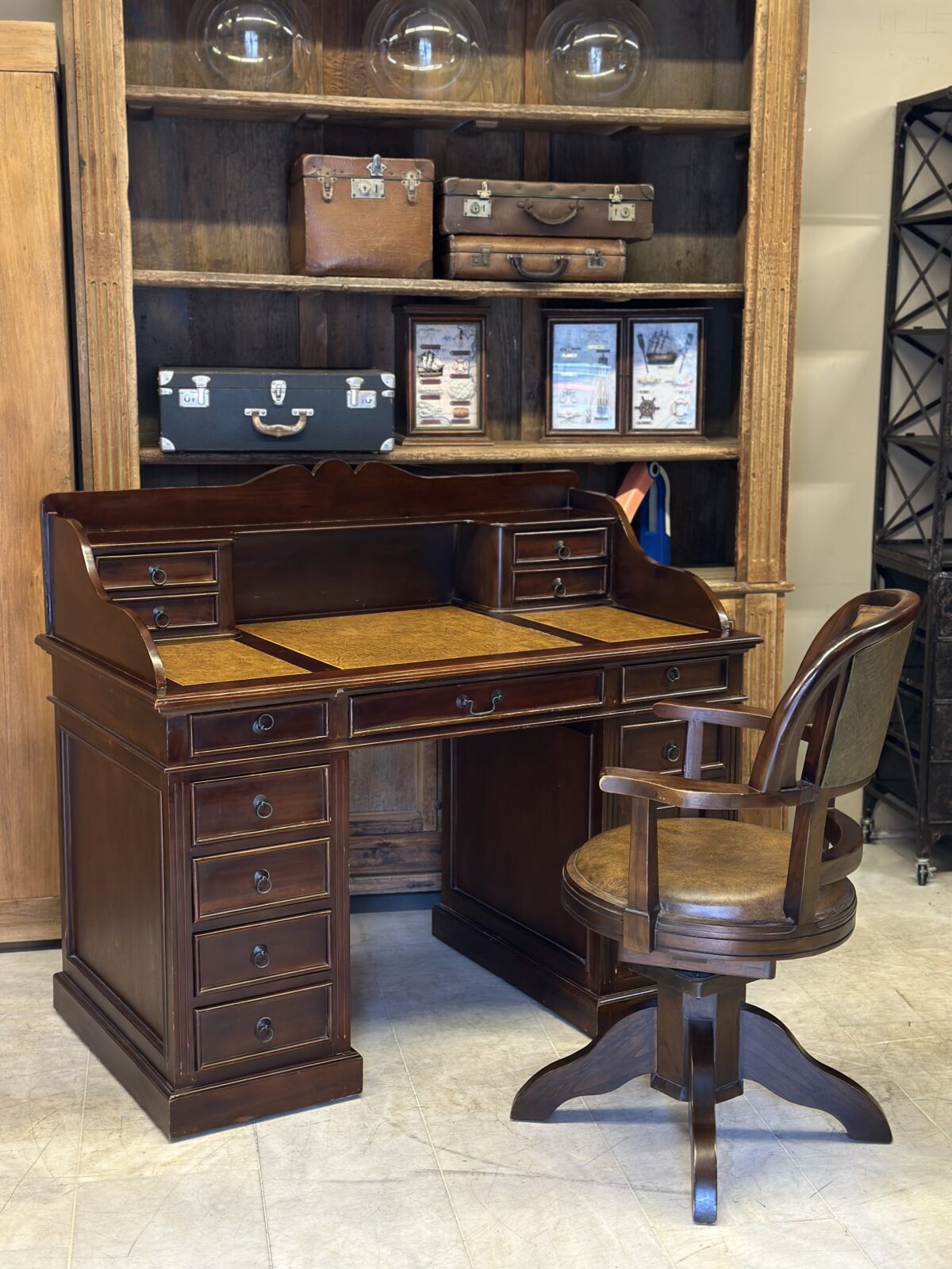 MUDO AHŞAP ÇALIŞMA MASASI - Görsel 1