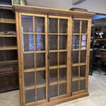 Meşe ağacı kitaplık