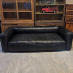 Moe’s Home collection Kirby deri kanepe