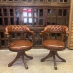 İngiliz Viktorya Tarzı Chesterfield Deri Çift Sandalye