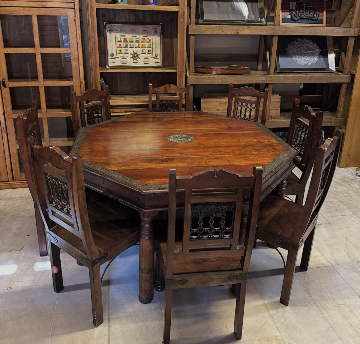 Kervan sekizgen ahşap masa sandalye - Görsel 1