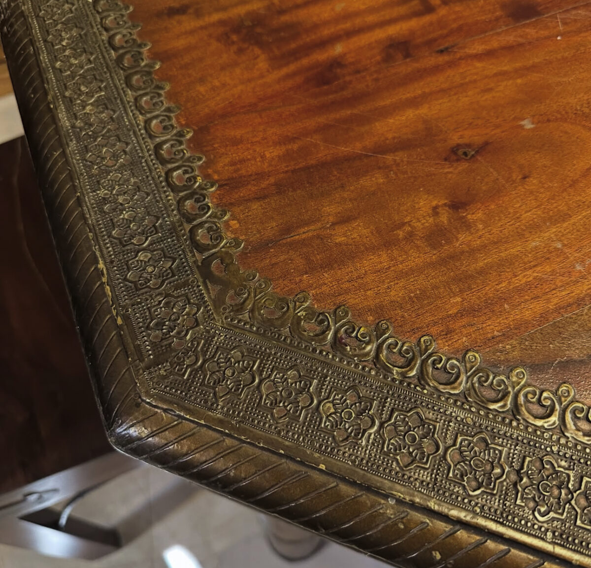 Kervan sekizgen ahşap masa sandalye - Görsel 2