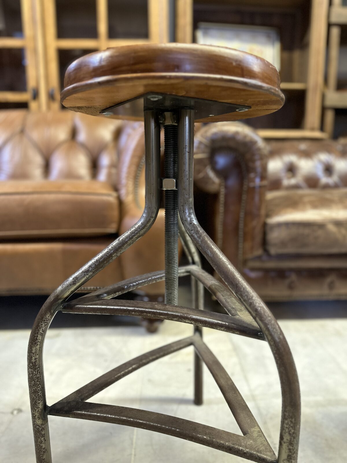 Endüstriyel Ahşap ayarlanabilir bar taburesi - Görsel 3