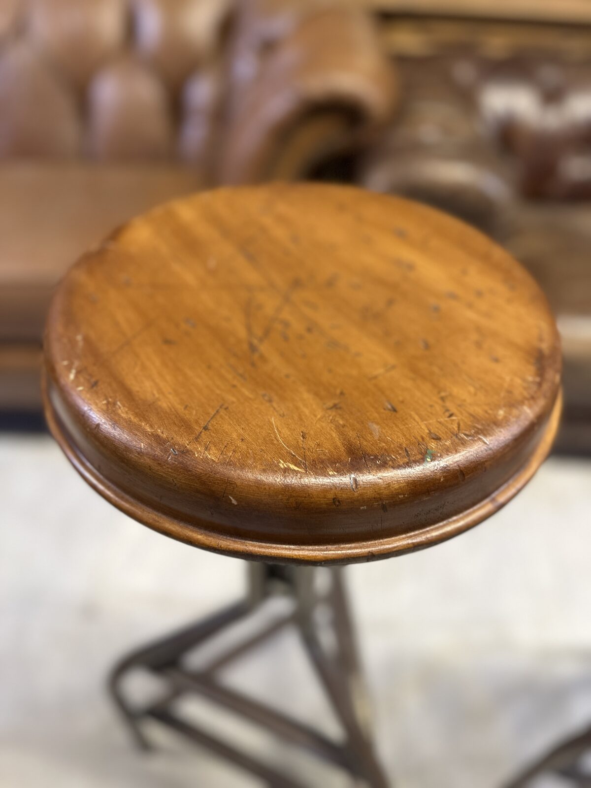 Endüstriyel Ahşap ayarlanabilir bar taburesi - Görsel 4