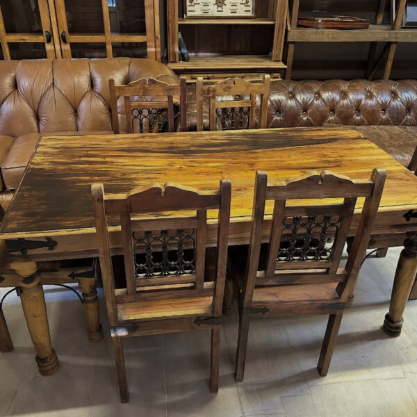 Kervan ahşap masa sandalye