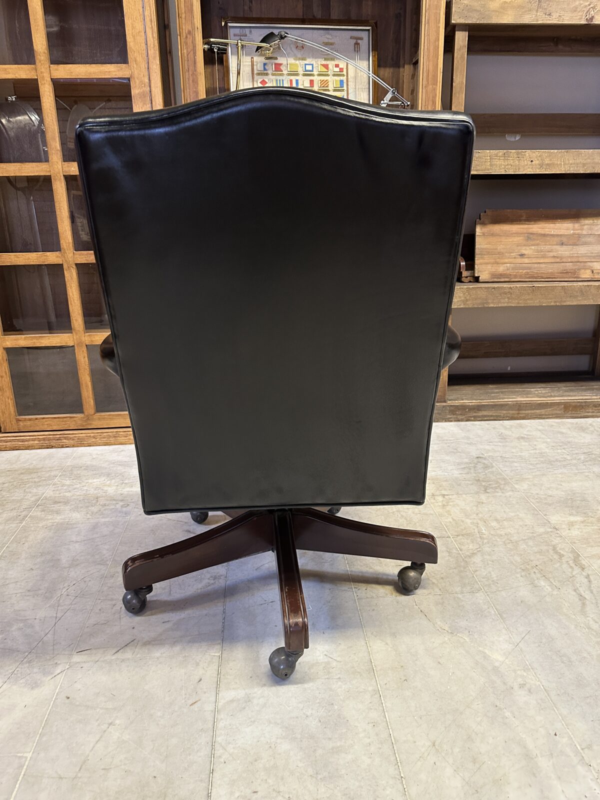 Reprodux marka deri patron koltuğu - Görsel 3