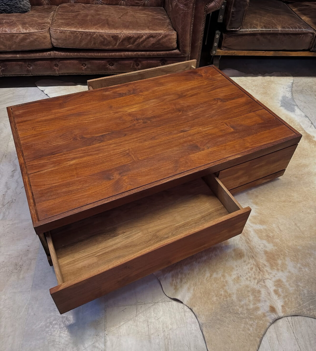 Mudo Tik Ağacı Orta Sehpa - Görsel 1