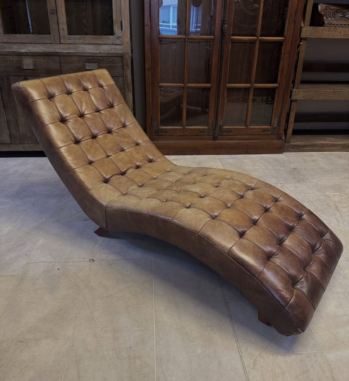 Vintage Deri Uzanma Koltuğu - Görsel 1