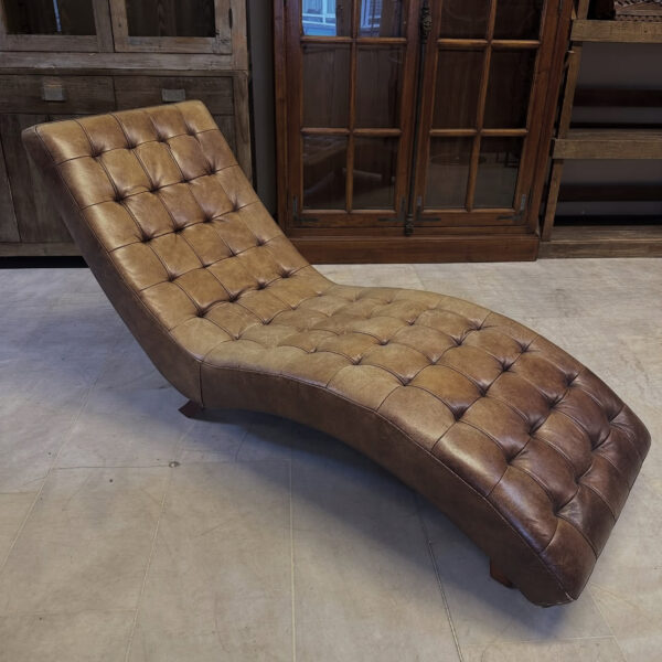 Vintage Deri Uzanma Koltuğu