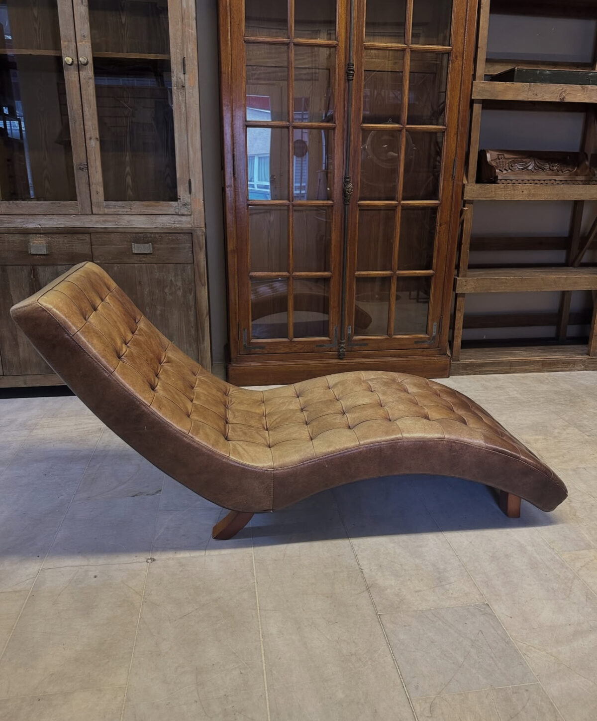 Vintage Deri Uzanma Koltuğu - Görsel 4