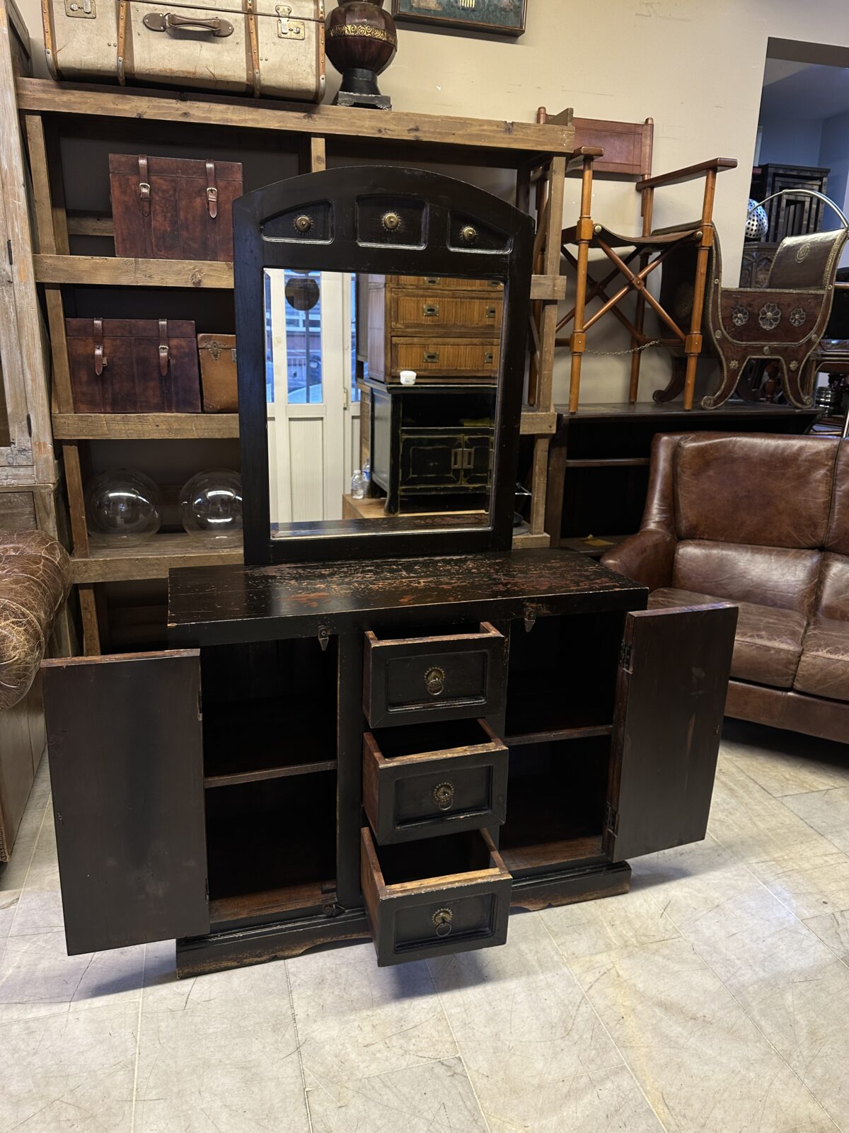 Kervan antik ahşap aynalı konsol - Görsel 2