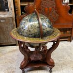 20. yüzyıla ait İtalyan yapımı küre