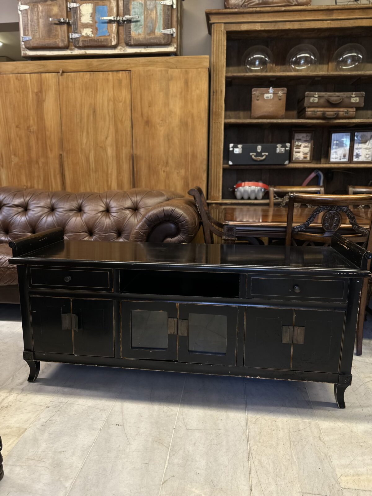 Mudo Uzakdoğu Tv sehpası - Görsel 1