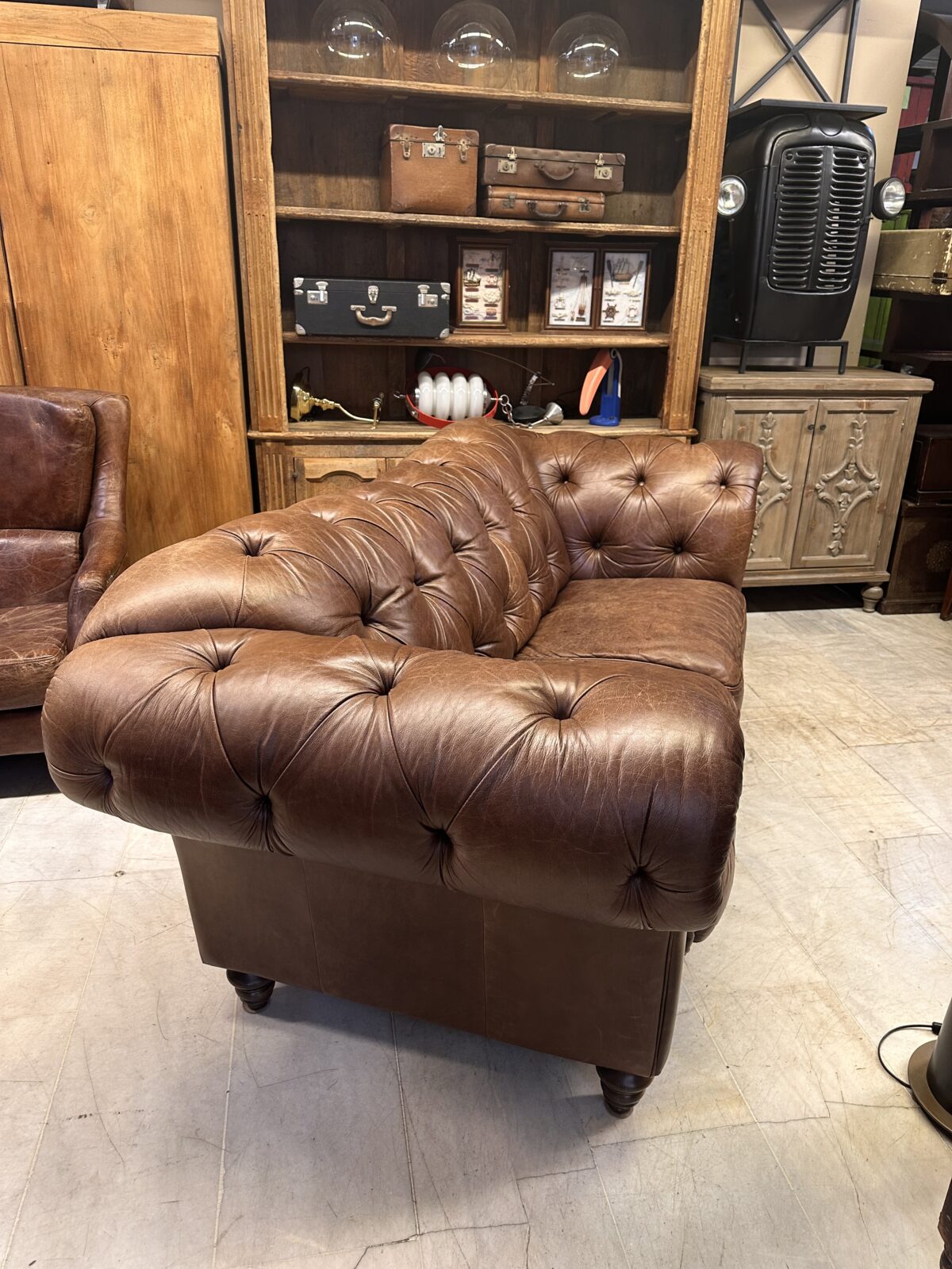 Natuzzı Chesterfield Deri Koltuk - Görsel 2