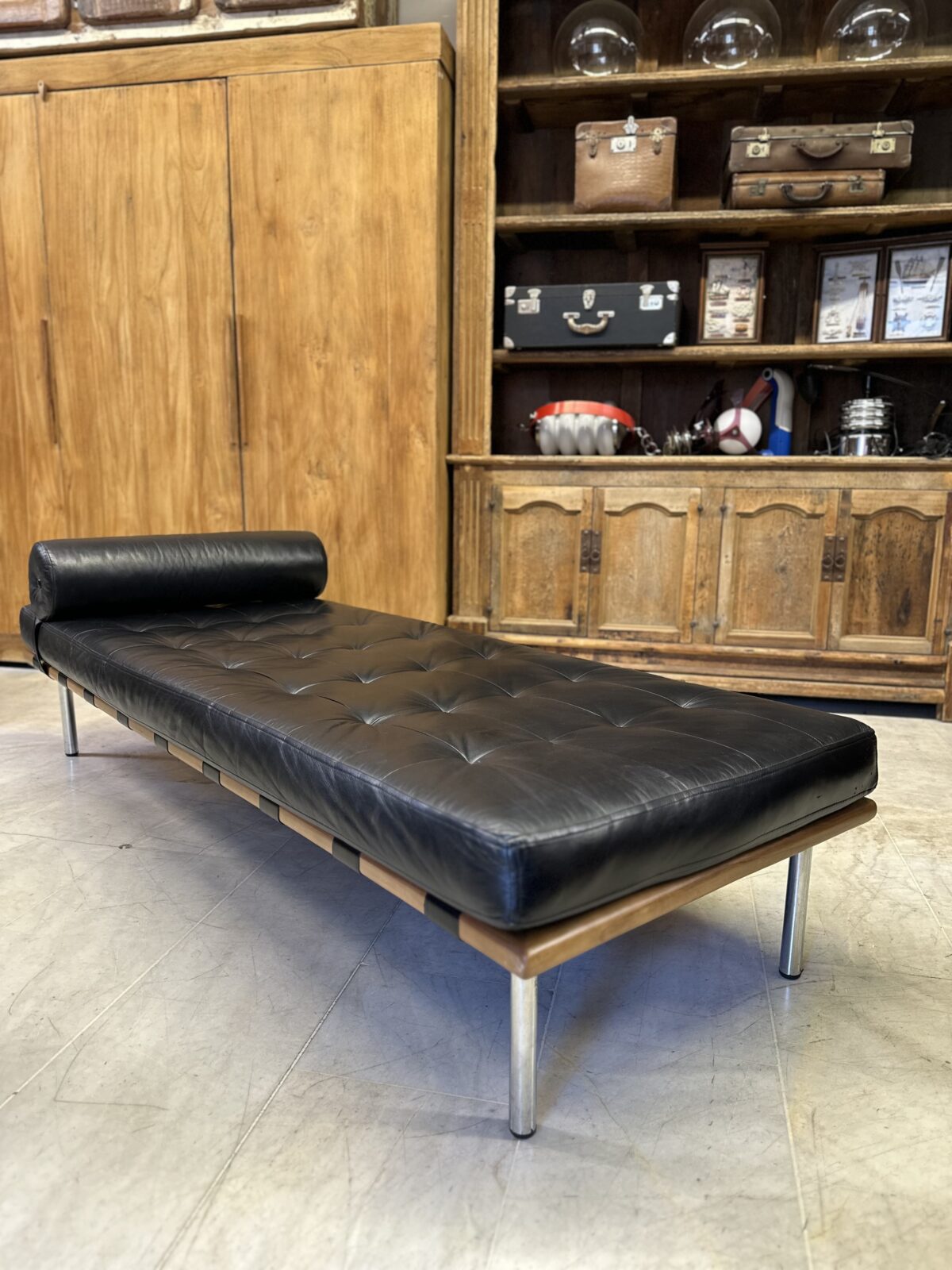 Barcelona Deri Daybed - Görsel 1