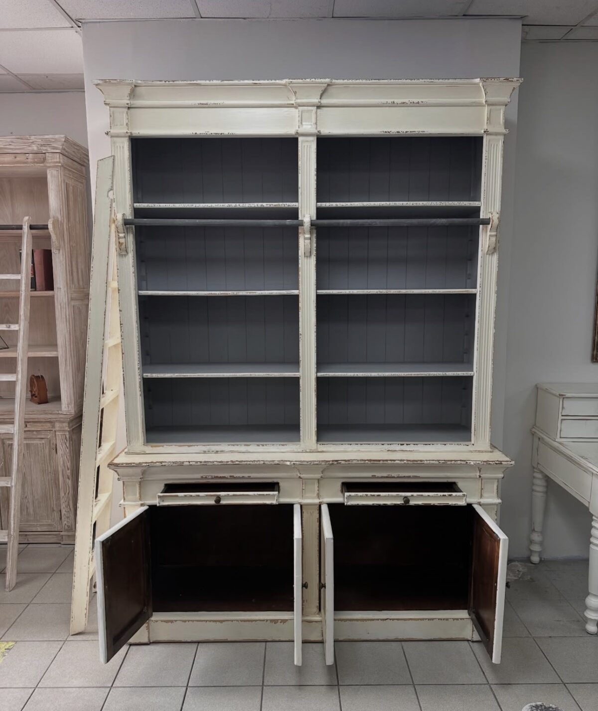 Mudo country ahşap merdivenli kütüphane - Görsel 2