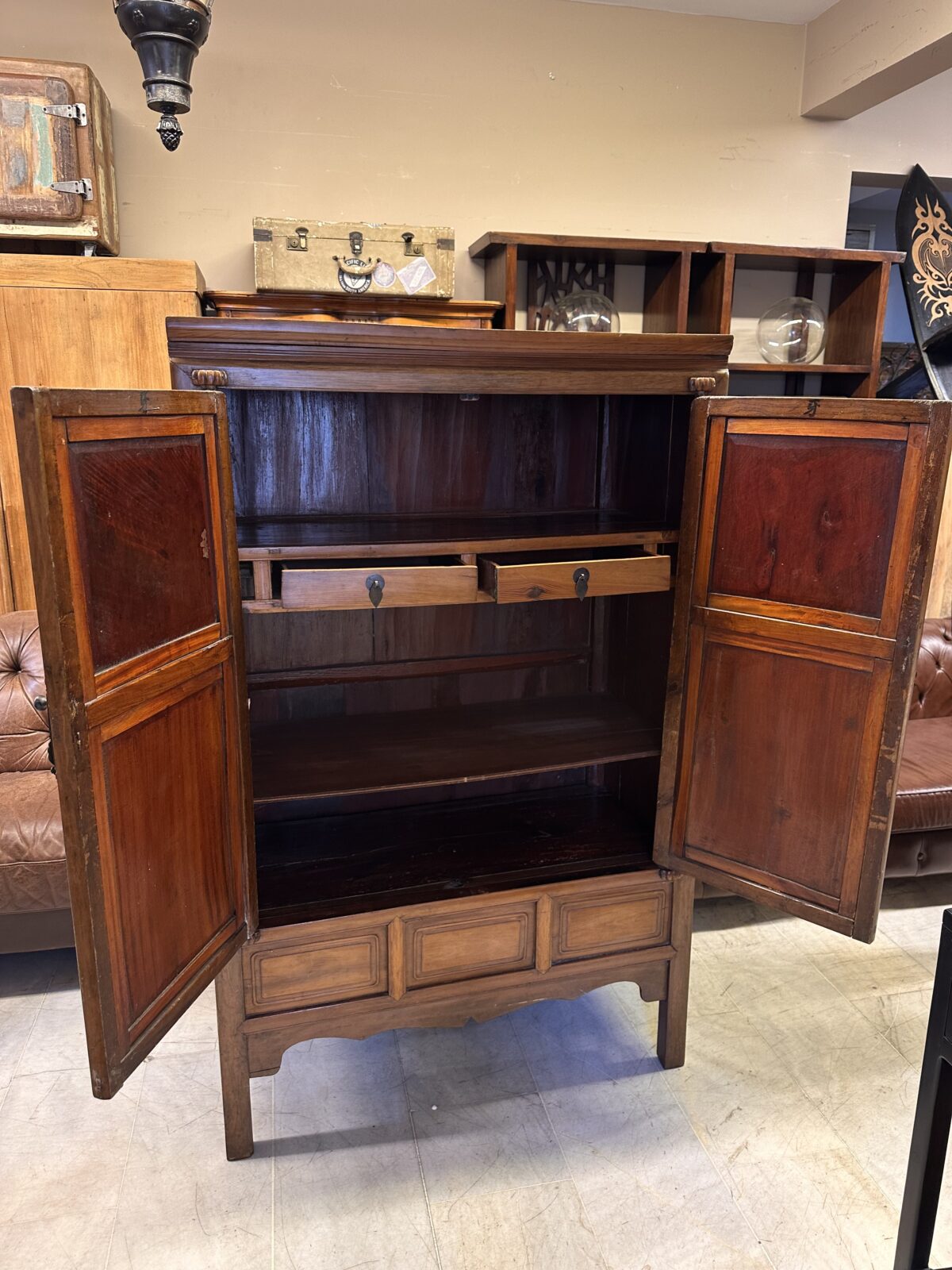 Antika Uzakdoğu ahşap dolap - Görsel 2