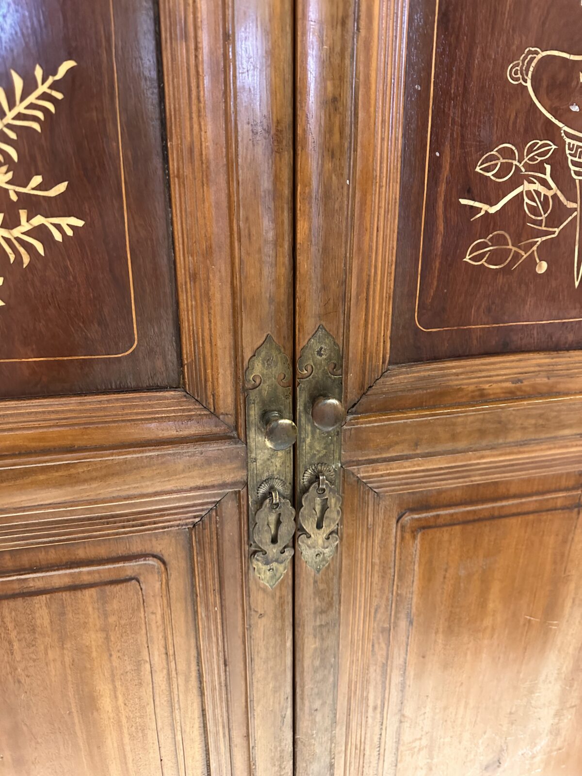 Antika Uzakdoğu ahşap dolap - Görsel 6
