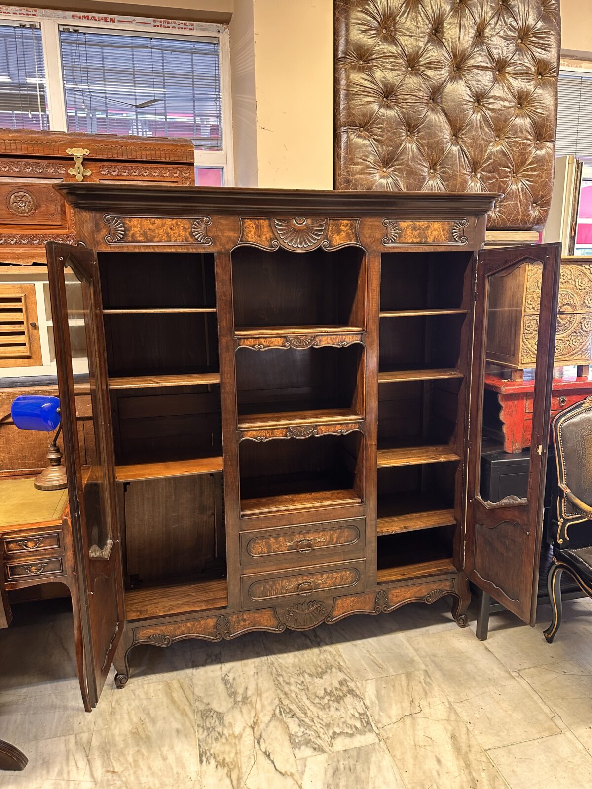 Fransız ahşap kitaplık - Görsel 2